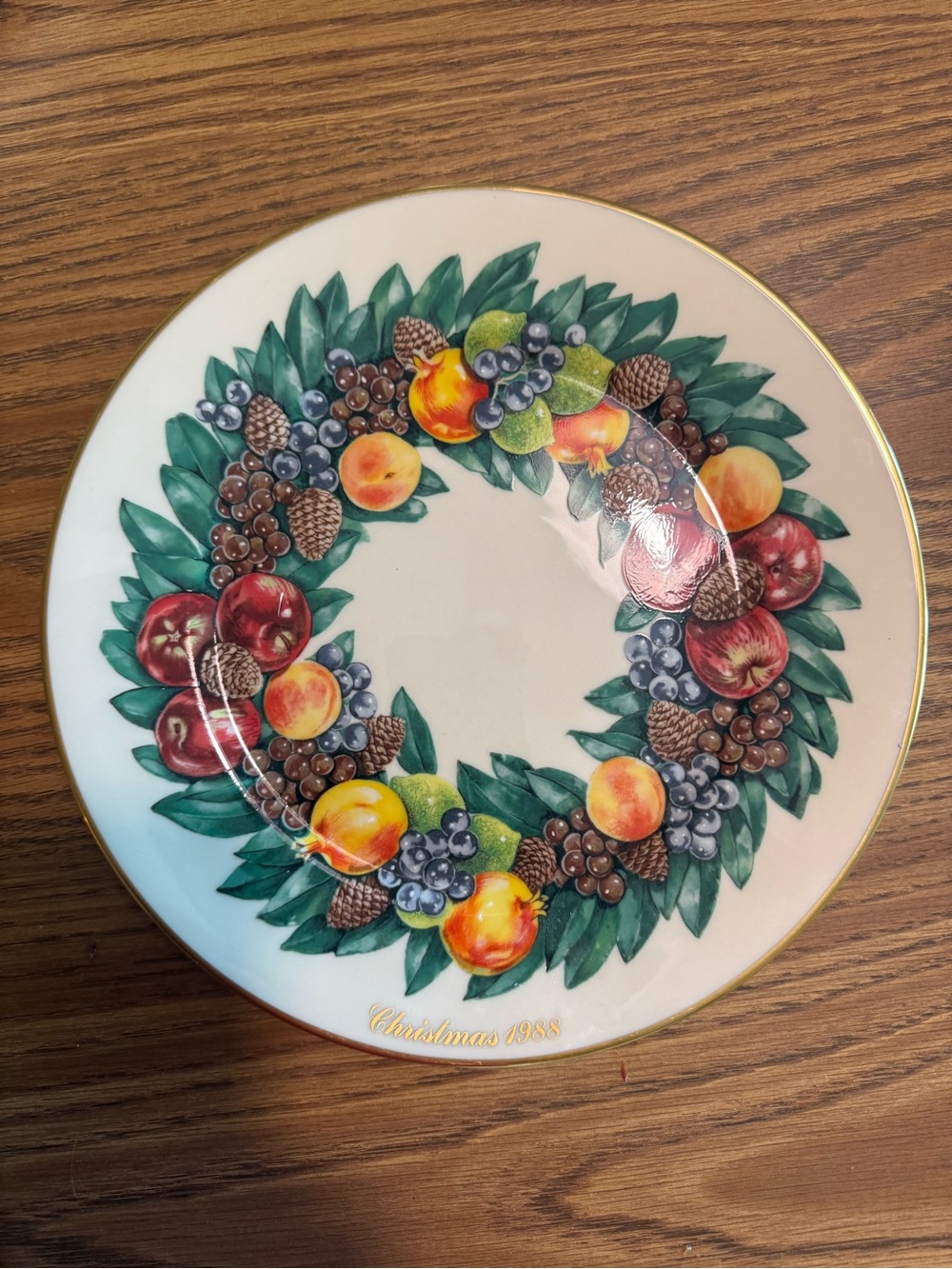 Lenox Limited Edition 1988 Colonial Christmas Wreath Issue Plate Delaware